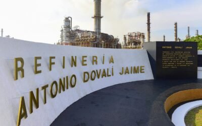 Flamazo en refinería Salina Cruz, Oaxaca, lesiona a tres trabajadores