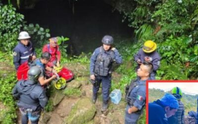 Intensifican búsqueda de tres personas atrapadas en gruta de Cuetzalan, Puebla