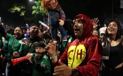 Sheinbaum llama a evitar aglomeraciones tras muertes en festejos en CDMX