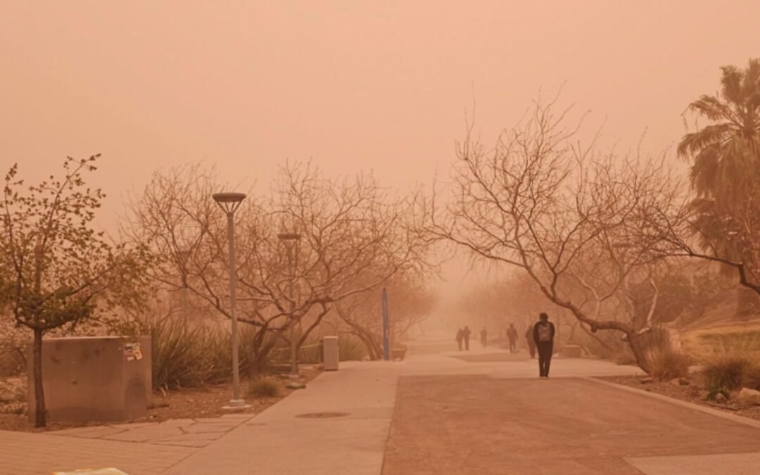 Confirman tormentas de polvo y arena sin precedentes en la frontera de México y EE.UU.