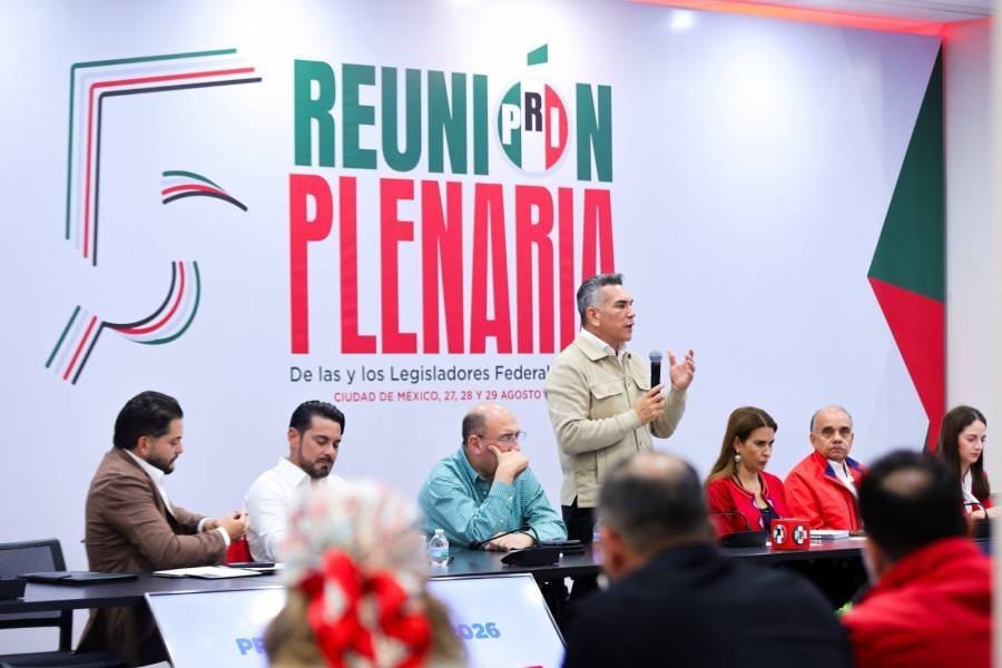 En unidad, oposición ganaría 12 gubernaturas en 2027: Alejandro Moreno
