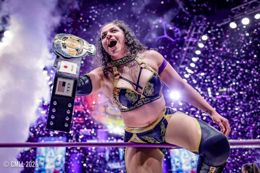 La mexicana Persephone ganó el Campeonato de Lucha Libre en Londres.