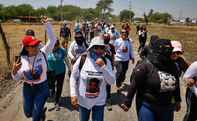 Convocan a colectivos de madres buscadoras a identificar prendas localizadas en rancho de Jalisco