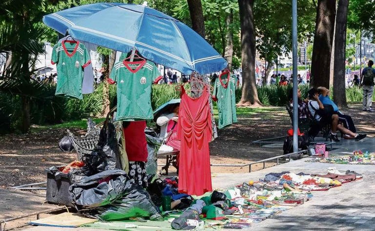 Refuerzan la vigilancia en el Centro Histórico de la CDMX para evitar más ambulantaje.