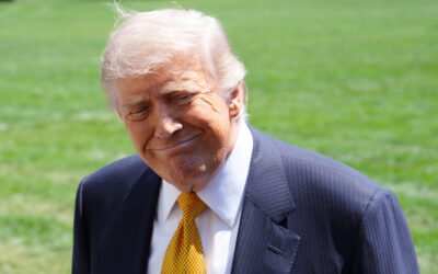Ataca Washington a China con aranceles a drones y la acusa de eludir esos gravámenes