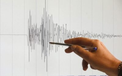 Sacude a Colombia un temblor de magnitud 5.1 tras 2 semanas después del gran terremoto de 7.4