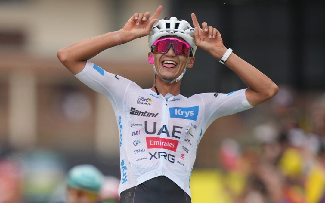 Isaac del Toro renueva con UAE Team Emirates hasta 2031