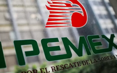 Ganancias de Pemex bajan 70% en segundo trimestre
