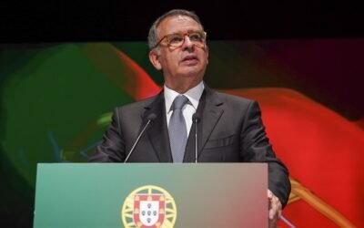 Promulga presidente de Portugal reforma para acelerar expulsión de migrantes