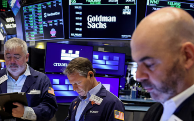 Wall Street cierra mixto ante pérdidas en el sector de los chips
