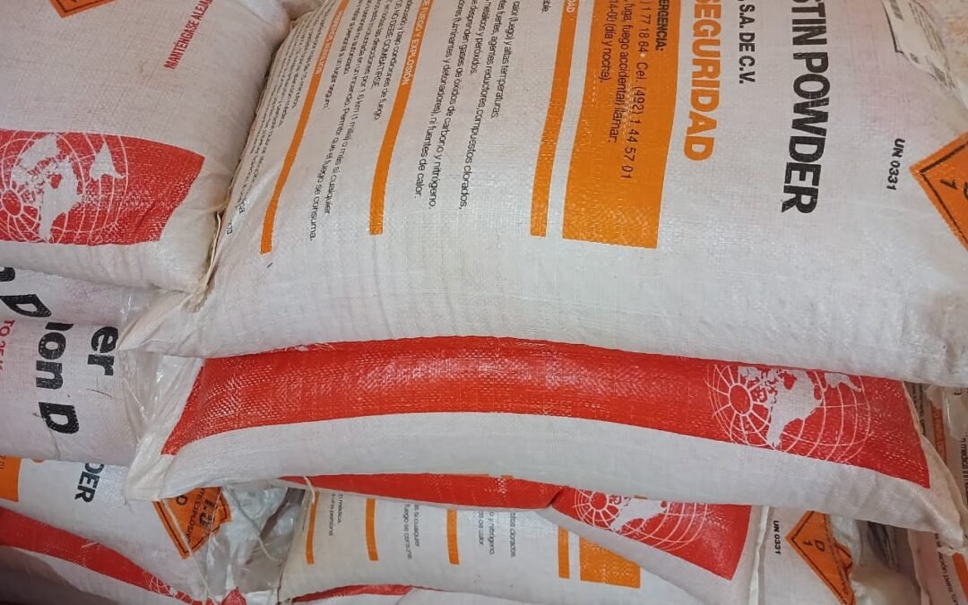 Artefactos explosivos, droga y vehículos, asegurados en Maguarichi, Chih.