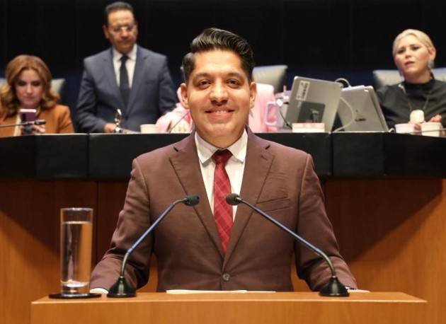 Productividad, diálogos y resultados: Emmanuel Reyes se consolida como el legislador con más actividades en el Senado