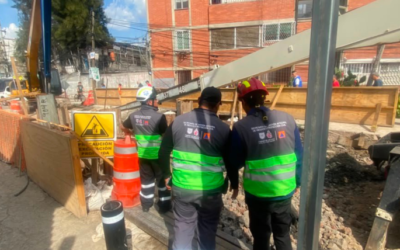 Se desploma una «pluma» en obras en Iztacalco. Un trabajador herido