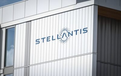 El fabricante de autos Stellantis vuelve a tener beneficios en el segundo trimestre