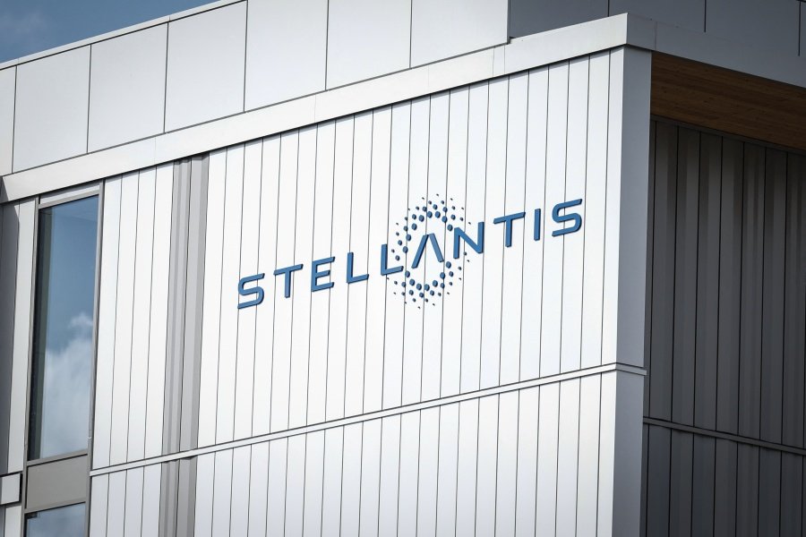 El fabricante de autos Stellantis vuelve a tener beneficios en el segundo trimestre