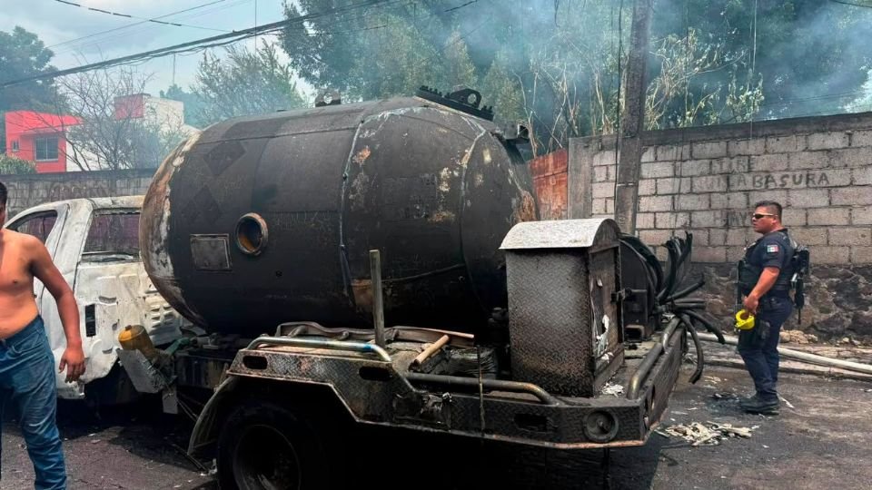 Explosión de una pipa de gas en Cuernavaca deja al menos 20 personas lesionadas y daños materiales