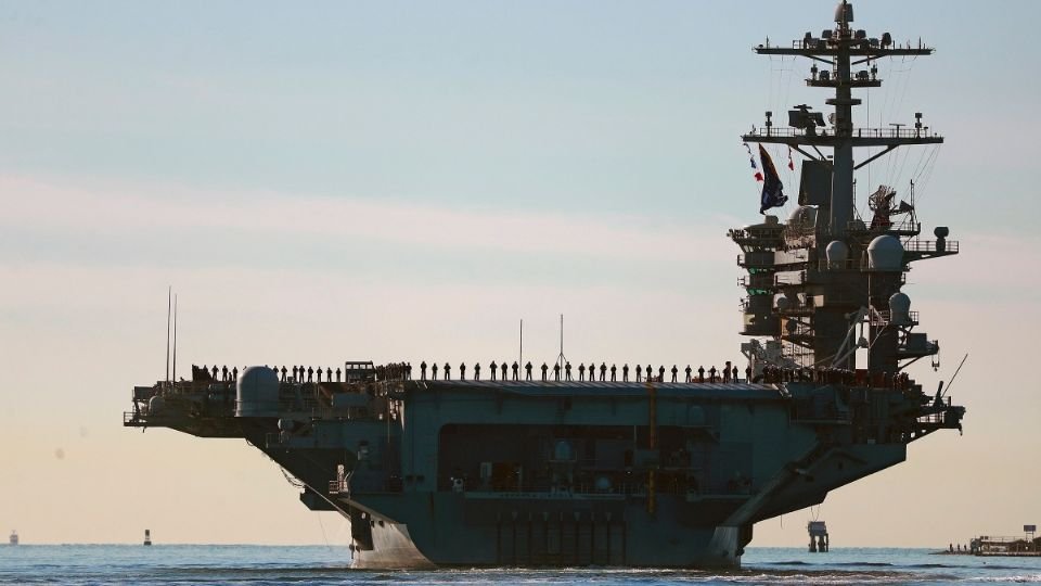 EU envía otro portaviones a Medio Oriente tras reportes de problemas en salud mental en el USS Abraham Lincoln