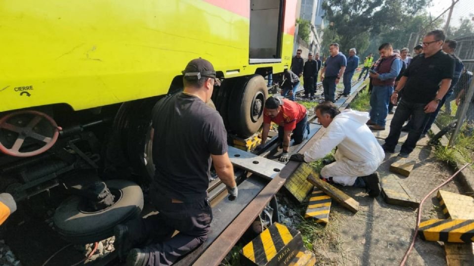 Se descarrila un tren de la Línea 3 del Metro de la CDMX en los talleres de Ticomán