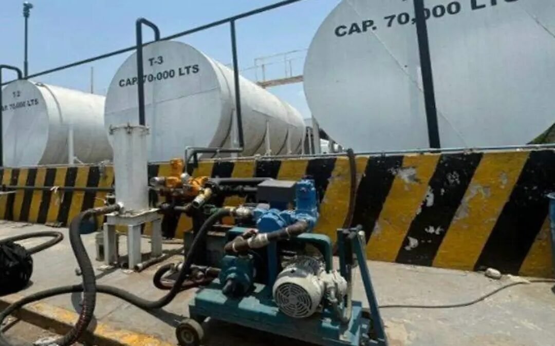 Ordenan procesar a Farías Laguna acusado de contrabando de combustible