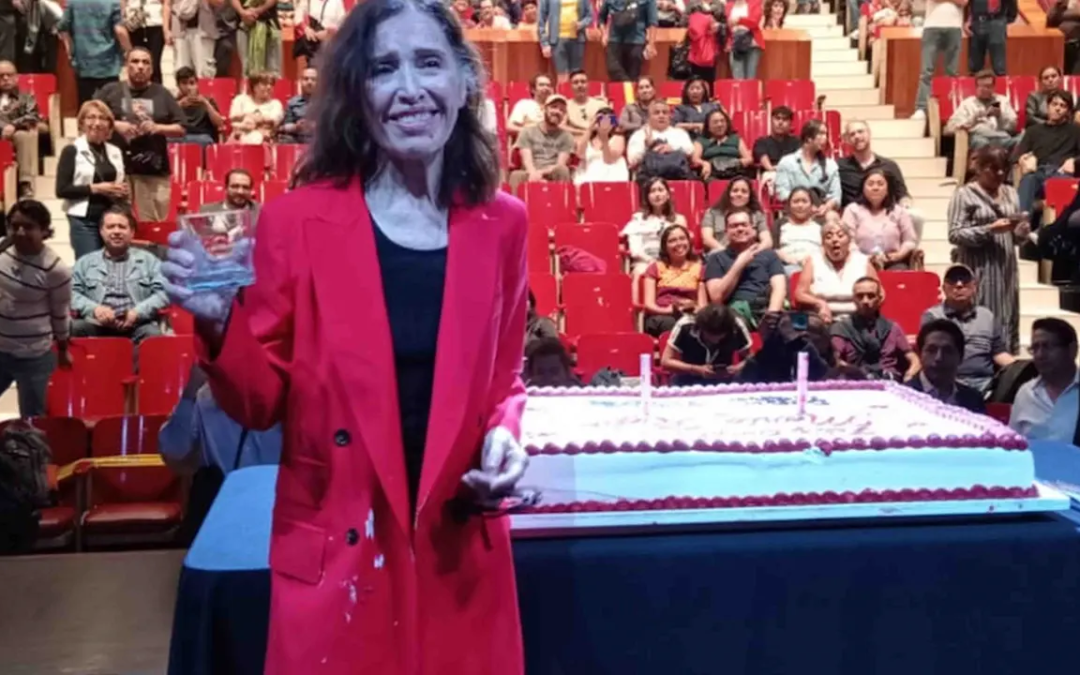 María Rojo recibe homenaje en teatro de Tlatelolco