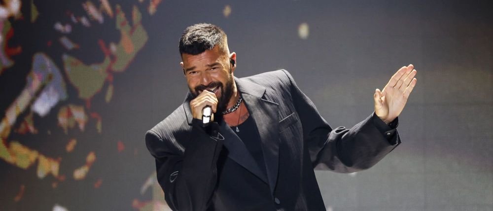 Ricky Martin y Gael García Bernal unen fuerzas en ‘Hombre al agua’
