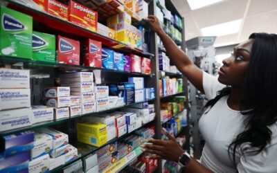Cuatro de cada 10 adultos en EUA omiten las medicinas por su alto precio