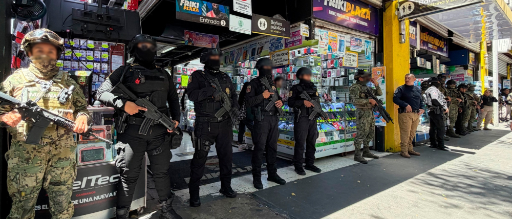IMPI asegura videojuegos, consolas y accesorios durante operativo en la Friki Plaza