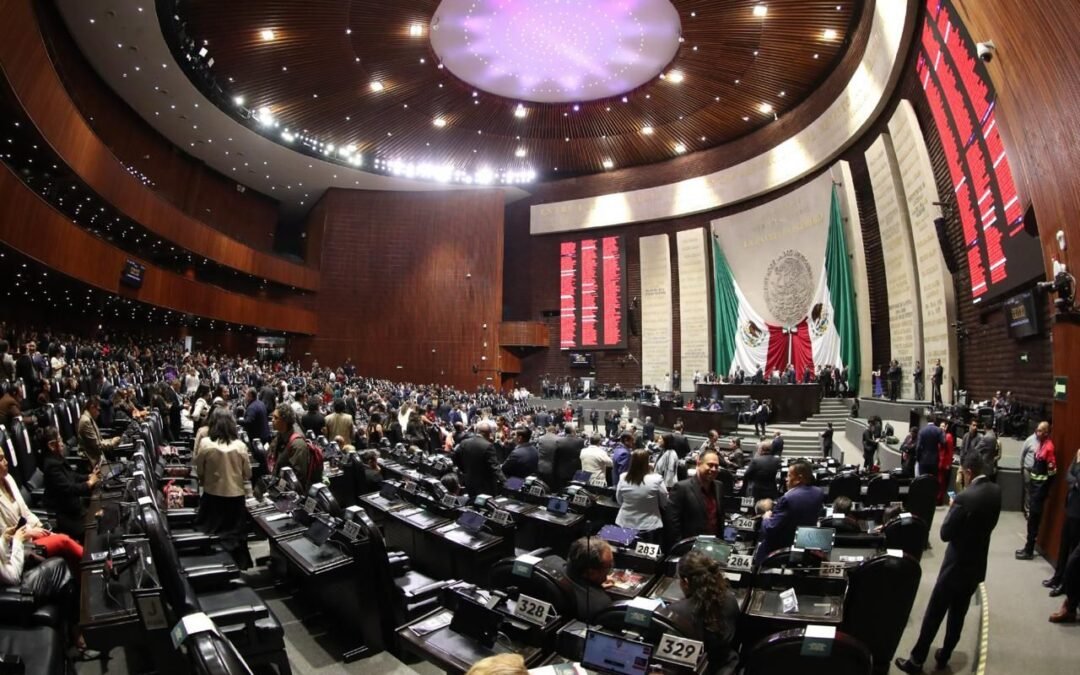 Recibe y turna a Comisión C, de Diputados iniciativa presidencial sobre nacionalidad única