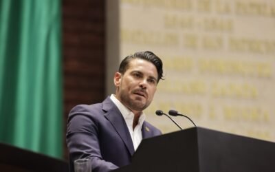 Promueven reforma para considerar traidores a la patria a servidores públicos ligados con el crimen