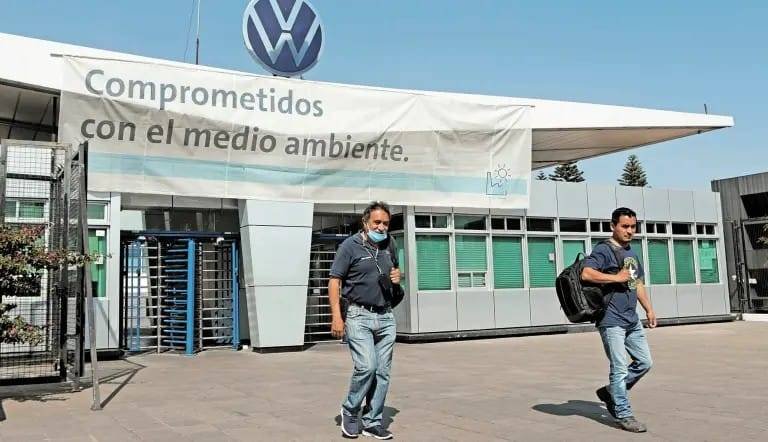 Volkswagen México vota revisión del contrato colectivo con incremento global de 10.04%