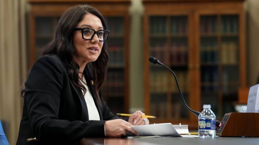 Informe revela abusos de Lori Chavez-DeRemer en el Departamento de Trabajo de EE.UU.