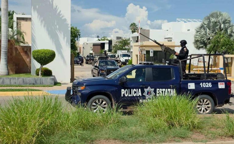Ejército asegura dos residencias de Isla Musala en Culiacán