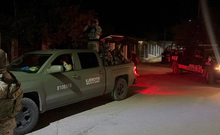 Militares y grupo armado se enfrentan en Tlaquiltenango, Morelos