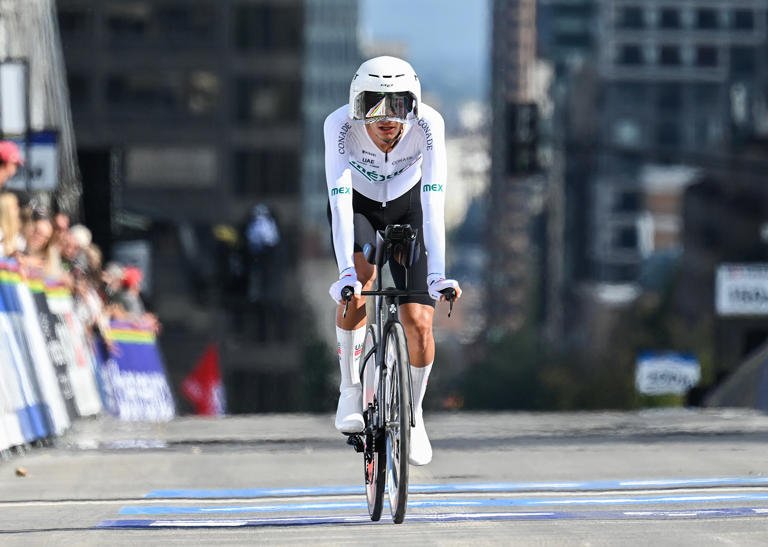 Isaac del Toro se queda a un paso del podio; termina en la quinta posición del Campeonato Mundial de Ciclismo