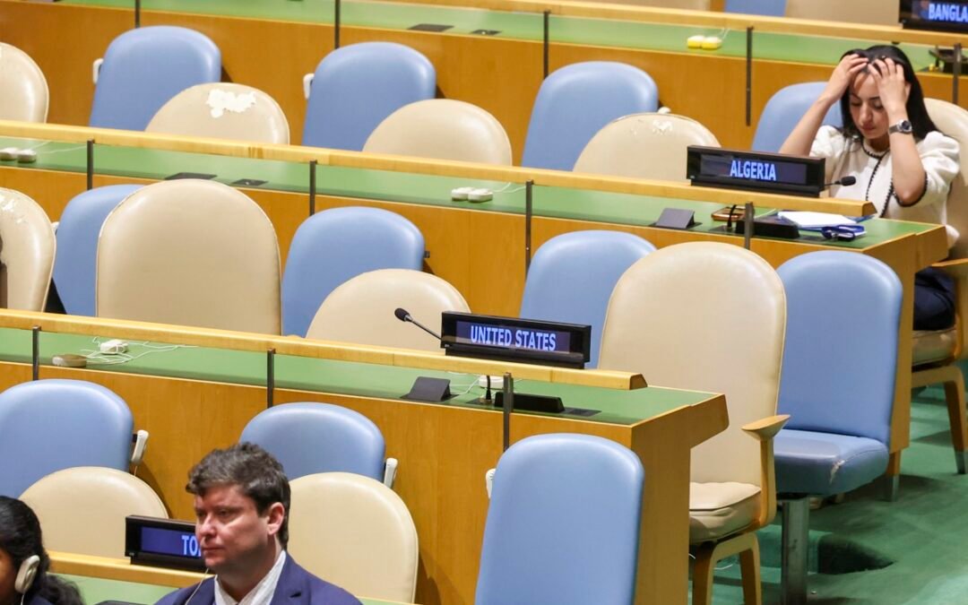 Abandonó la Asamblea de la ONU el representante de EU porque el Presidente de Irán calificó de «terroristas» al gobierno de Trump.