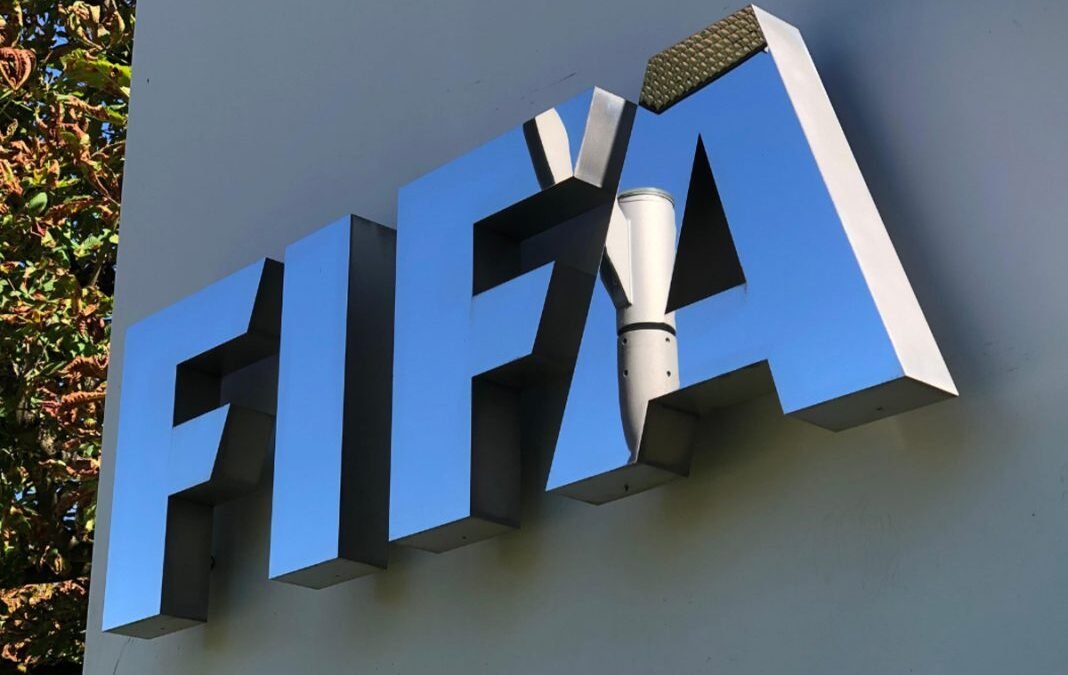 Federación Suiza retira su apoyo a Infantino rumbo a la elección de FIFA