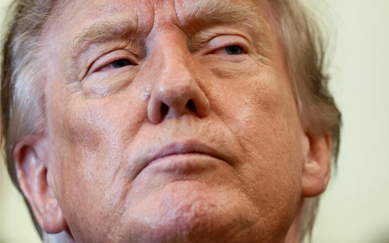 Prohíbe Trump a CNN, MSNOW y Político entrar a la Casa Blanca