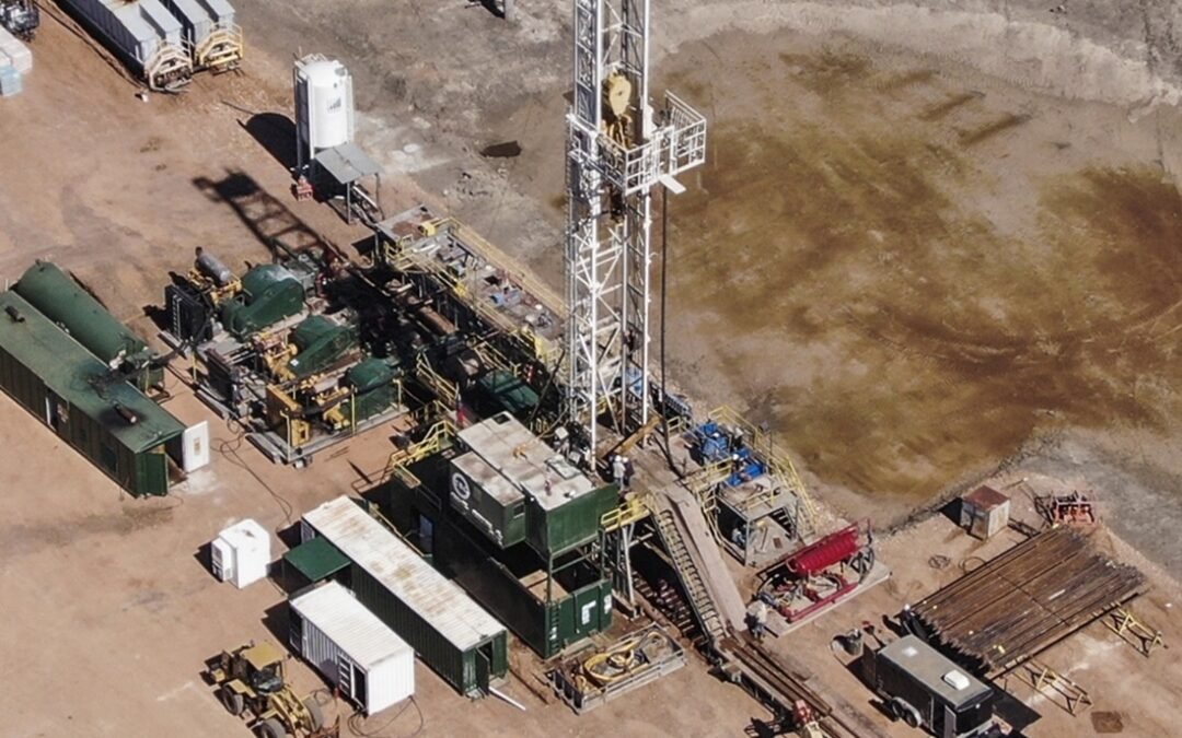 Petróleo de Texas cae 4.5%, ante expectativa de conversaciones entre EUA e Irán