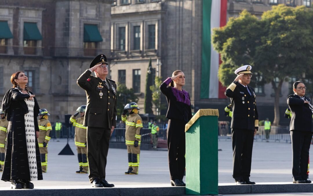 Izó la Bandera a media asta la Presidenta en memoria de las víctimas de los sismos de 1985 y 2017,