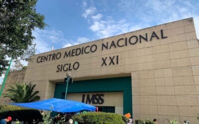 Paciente muere tras caer de cuarto piso en el Hospital Siglo XXI