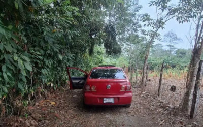 Asesinan a elemento de la fiscalía de Tabasco y a su esposa al interior de un vehículo