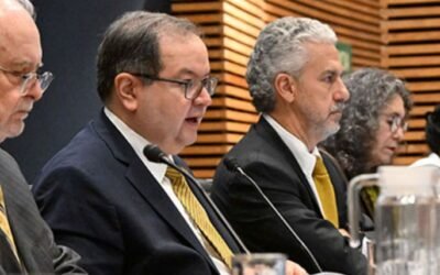 Darían a la UNAM 56 mil mdp del PEF en 2027; rector promete ampliación de matrícula