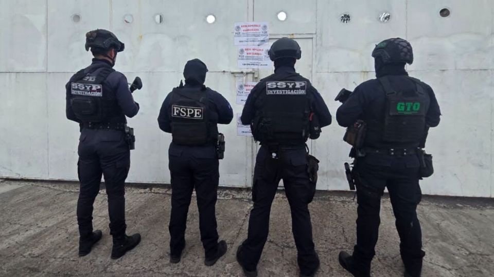 Cesan a tres policías acusados de golpear a cinco estudiantes en Guanajuato
