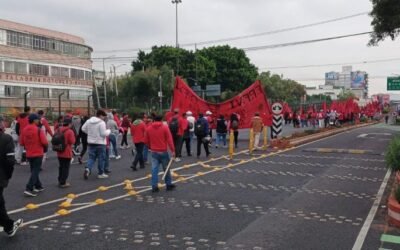 Marcha colapsa Calzada de Tlalpan rumbo al Zócalo