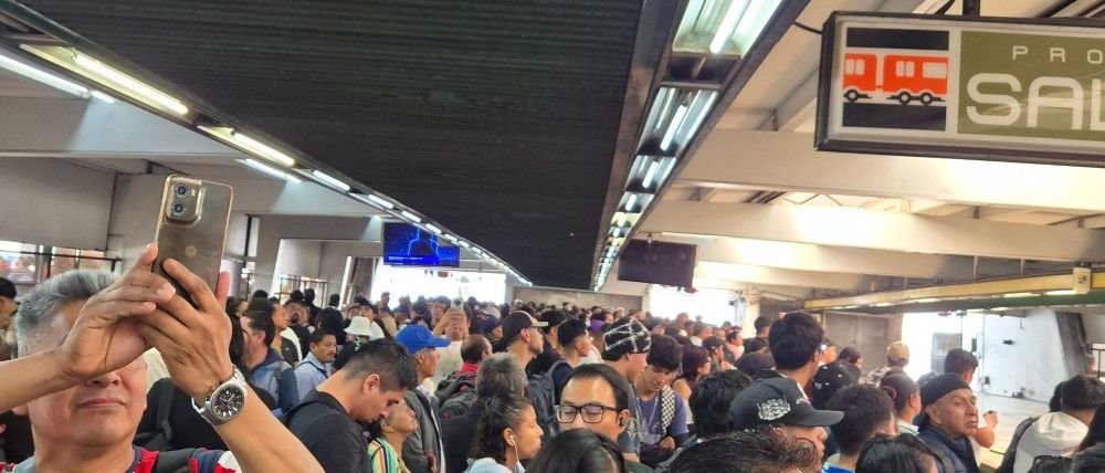 Suspende servicio la Línea 3 del Metro de Indios Verdes a La Raza por revisión en vías