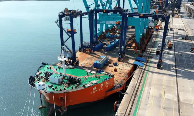 Destacan en operaciones portuarias, dos terminales en Lázaro Cárdenas y una en Veracruz