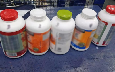 Decomisan en el AICM más de 8 mil tabletas de sustancias controladas.