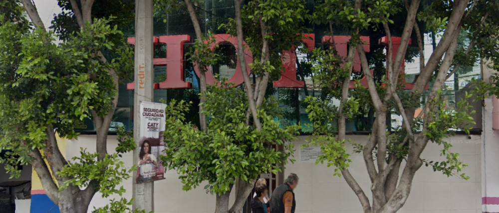 Detienen a dos personas trans por agredir a trabajadores de un hotel con un extintor en la colonia Obrera