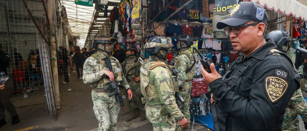 Cateo en Tepito: Aseguran 9 mil piezas de mercancía valuada en 1.9 mdp