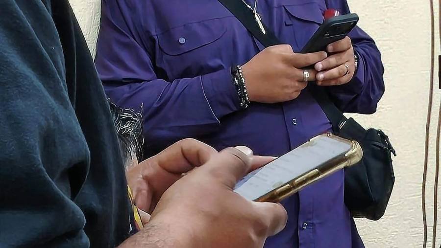Suspende CRT más de 2.2 millones de líneas móviles por incumplir registro obligatorio; habrá nueva depuración